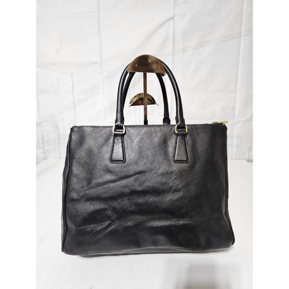 Authentic Prada Saffiano Lux Leather Middle Zip Tote Bag Black - Picture 3 of 14